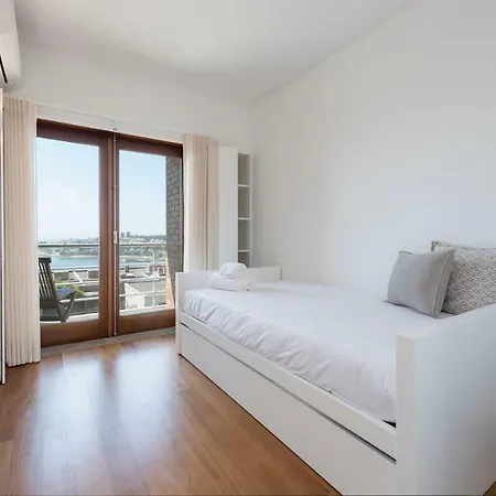 וילה Atlantic House - Waterfront Luxury וילה נובה דה גאיה